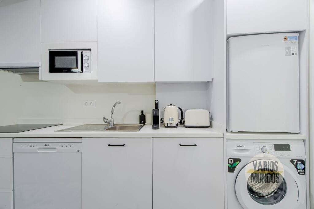 Nuevo Y Centrico Apt 7Px En Plena Plaza Del Carmen E2 Madrid Bagian luar foto
